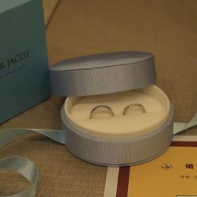 【【閉業】フラー・ジャコー(FURRER-JACOT)の口コミ】 様々なデザインを見ましたが、やはりシンプルなものが1番。中でもこの指輪…
