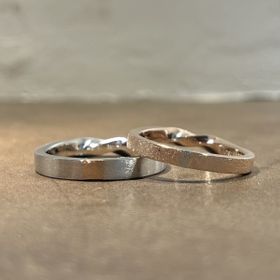 【ichi(イチ)の口コミ】 鍛造製法のお店の中から選びました。
他にも鍛造製法で有名なお店に行きま…