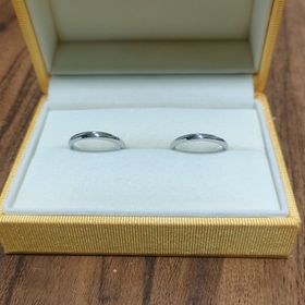 【ケイウノ ブライダル(K.UNO BRIDAL)の口コミ】 もともとダイヤなし、シンプルで飽きのこないデザイン、プラチナ素材で指…