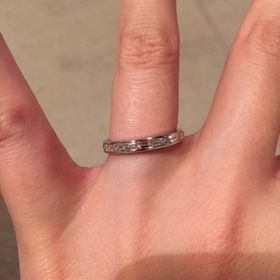 【エクセルコダイヤモンド(EXELCO DIAMOND)の口コミ】 プリンセスカットもしくはエメラルドカットのハーフエタニティを探してい…