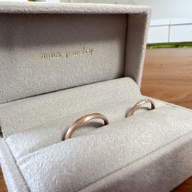 【mina.jewelry(ミナジュエリー)の口コミ】 色々なメーカーを全国から探した時に好みの色味がピンクゴールドのピンク…