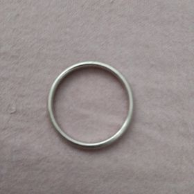 【ティファニー(Tiffany & Co.)の口コミ】 婚約指輪は私が選んでおり、別のブランドにしていたため、結婚指輪は妻が…