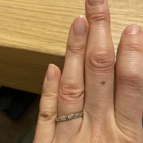 【4℃ BRIDAL(ヨンドシーブライダル)の口コミ】 4℃というブランドは、主人も知っており、指輪にそこまでお金をかけたくな…