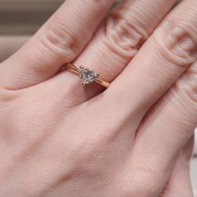 【アイプリモ(I-PRIMO)の口コミ】 アイプリモさんのHPでハートのダイヤモンドがあるというのを見て一度見て…