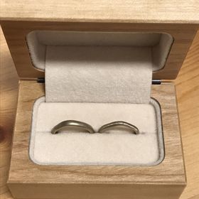 【uchimari(ウチマリ)の口コミ】 手作り出来たこと。
自由にデザインを決めれたこと。
刻印の字体の種類が…