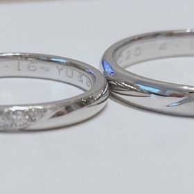 【鎌倉彫金工房の口コミ】 予算内でプラチナリングが希望でしたのでこちらで決めました。
また、自分…