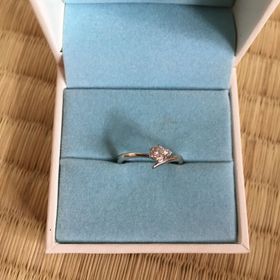 【ジュエリーツツミ(JEWELRY TSUTSUMI)の口コミ】 デザインが気に入りました。リングがひねっているものやダイヤが３つつい…