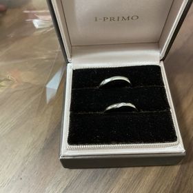 【アイプリモ(I-PRIMO)の口コミ】 ねじったような模様で艶消しをしています。
値段は、やっぱり結婚指輪だけ…