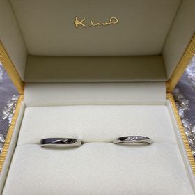 【ケイウノ ブライダル(K.UNO BRIDAL)の口コミ】 派手すぎず、でもしっかりダイヤがあり、太さは太すぎず。。など希望が多…