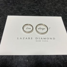 【ラザール ダイヤモンド(LAZARE DIAMOND)の口コミ】 シンプルでカッコいいものを探しており、たくさんある指輪から一番にこの…