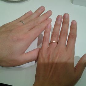 【A・D・A(エー・ディー・エー)の口コミ】 デザインと雰囲気で一目惚れしました。
指あたりが良く、初めて付けたのに…