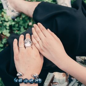 【アイプリモ(I-PRIMO)の口コミ】 金の指輪で結婚指輪が欲しい思い探していた所、アイプリモに重量感がある…