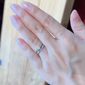 【AFFLUX(アフラックス)の口コミ】 結婚指輪を探している中で、ペアのデザインのものをと思っていたのですが…