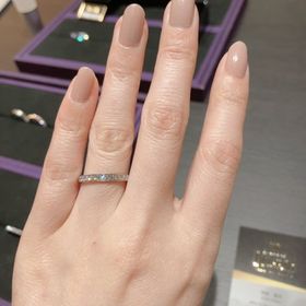 【DIYARTH(ディヤース)の口コミ】 エタニティリングなのでボリューム感がありキラキラしてとても綺麗です。…