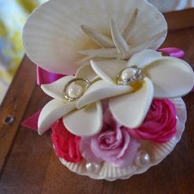 【ケイウノ ブライダル(K.UNO BRIDAL)の口コミ】 婚約指輪と結婚指輪が合わさったような、華やかで普段使いのできるものを…