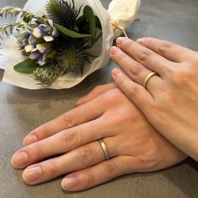 【Cayof(カヨフ)の口コミ】 セミオーダーで自分達好みの指輪を作成出来るところです。また、内側が丸…