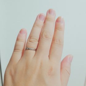 【アイプリモ(I-PRIMO)の口コミ】 デザインは、シンプルなものを探していたのでプラチナでダイヤが少なめな…