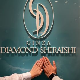【銀座ダイヤモンドシライシの口コミ】 自分達が付けたいと思ったイメージに1番近いウェーブ感のあるデザインを見…
