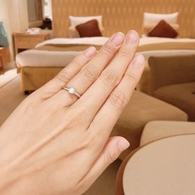 【アンジェリックフォセッテ(Angelique Fossette)の口コミ】 ブランドに興味がなかったため、価格が比較的お手頃なお店を探していまし…