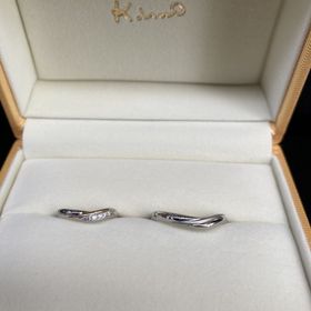 【ケイウノ ブライダル(K.UNO BRIDAL)の口コミ】 お店に伺ってすぐお二人の好きなものはありますか？と聞かれ、愛犬のお話…