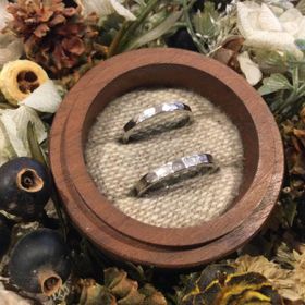 【鎌倉彫金工房の口コミ】 思い入れのある指輪にしたいと思い手作りできるこちらで作りました。
また…