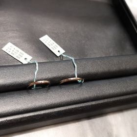 【SIENAROSE(シエナロゼ)の口コミ】 ピンクプラチナなのが、他とは違って気に入りました。シンプルだけど他と…