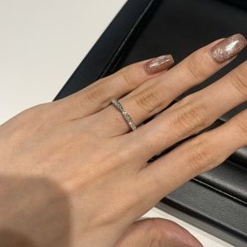 【ラザール ダイヤモンド(LAZARE DIAMOND)の口コミ】 そっくりなデザインが他ブランドにもありますが、ラザールダイヤモンドさ…