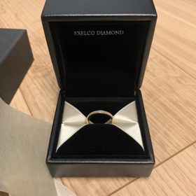 【エクセルコダイヤモンド(EXELCO DIAMOND)の口コミ】 指輪の色はゴールドで探しており、ハーフエタニティがほしいと思いながら…