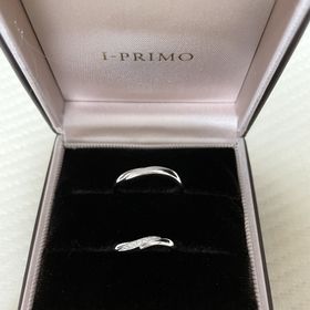 【アイプリモ(I-PRIMO)の口コミ】 斜めになっているデザインが可愛かったのと、彼がマット加工の部分を気に…