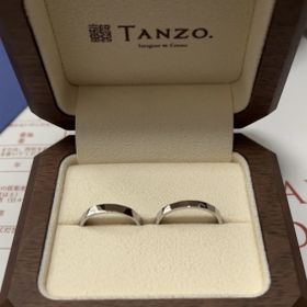 【TANZO.(鍛造指輪)の口コミ】 鍛造製法ということで、鋳造製法の指輪より頑丈で傷がつきにくいというの…