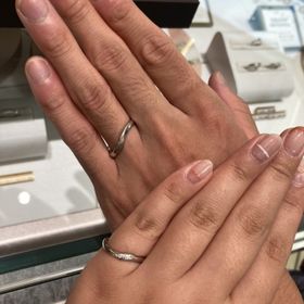 【アイプリモ(I-PRIMO)の口コミ】 指輪のデザインがシンプルですが、華やかなところが素敵で、普段使いでき…