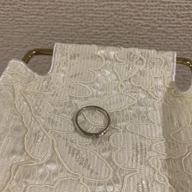 【エクセルコダイヤモンド(EXELCO DIAMOND)の口コミ】 目立ちすぎない程度にダイヤモンドが入っているデザインが気に入ったため…