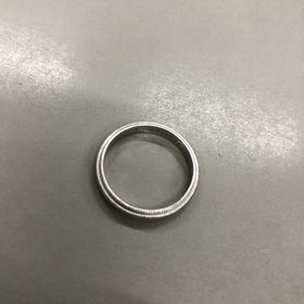 【ケイウノ ブライダル(K.UNO BRIDAL)の口コミ】 普段着用するものになるのでデザインがインプルなものを選びました。リン…