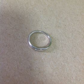 【銀座ダイヤモンドシライシの口コミ】 できる限りシンプルで、劣化しないものを探していて、
こちらに決めました…