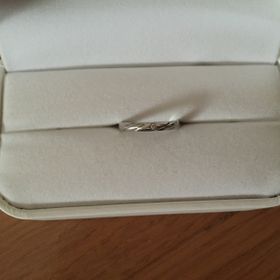 【True Love(トゥルーラブ)の口コミ】 私も旦那もずっとつけておくものだから、シンプルなもので付け心地のいい…