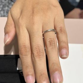 【TRECENTI(トレセンテ)の口コミ】 デザインも付け心地も自分にぴったりでした。今までそんな指輪を見つけら…