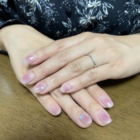 【エクセルコダイヤモンド(EXELCO DIAMOND)の口コミ】 ダイヤの周りにミル打ちがされていて、ダイヤの周りから一つの線のように…