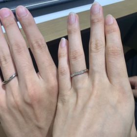 【ラザール ダイヤモンド(LAZARE DIAMOND)の口コミ】 プラチナ素材であったこと、価格が予算内であったこと、付け心地に違和感…