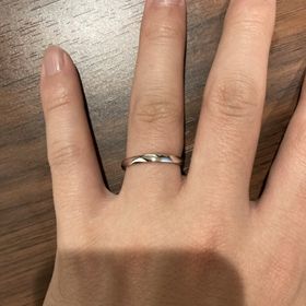 【4℃ BRIDAL(ヨンドシーブライダル)の口コミ】 自分たちにしっかりとくるデザインが見つかったため。また、品質も非常に…