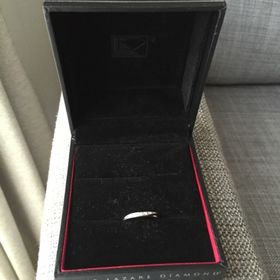 【ラザール ダイヤモンド(LAZARE DIAMOND)の口コミ】 事前にインターネットの指輪の質の高さランキングで上位だったのでとても…