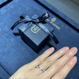 【ハリー・ウィンストン(Harry Winston)の口コミ】 婚約指輪よりも着用回数が多い結婚指輪を先に決めたいと思い、婚約指輪を…