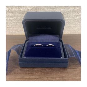 【銀座ダイヤモンドシライシの口コミ】 近場の指輪屋さんを何店舗か見に行きましたが、フィット感とデザインが1番…