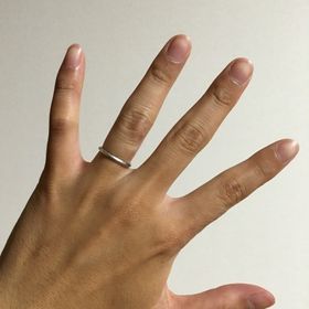 【AFFLUX(アフラックス)の口コミ】 アフラックスの指輪はつけ心地が良く、つけた瞬間これはいい！と感じまし…