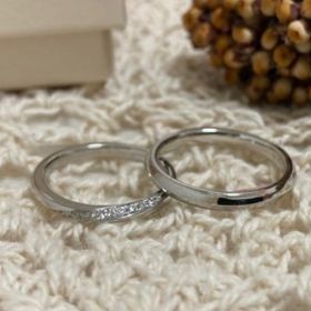 【アイプリモ(I-PRIMO)の口コミ】 ゼクシィで見た時からかなり気に入ったデザインでした。その実際に試着さ…