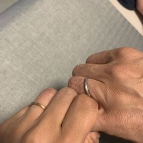 【AHKAH(アーカー)の口コミ】 デザインがシンプルで、自分のファッションスタイルに合っているなと感じ…