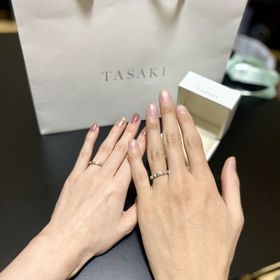 【TASAKI(タサキ)の口コミ】 ダイヤモンドがついてるものがよく、デザイン性があるものを探していまし…