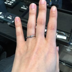 【エクセルコダイヤモンド(EXELCO DIAMOND)の口コミ】 いろんなサイトを見た上で、他にはあまり無い個性的なデザインに一目惚れ…