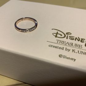 【ケイウノ ブライダル(K.UNO BRIDAL)の口コミ】 デザインがとても気に入りました。リボンのねじりとダイヤのキラキラが指…