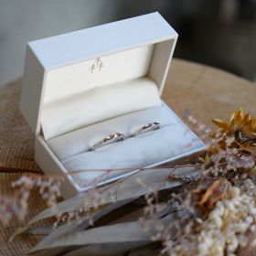 【THREE TREES(スリーツリーズ)の口コミ】 ずっと着け続けるものだから、お互いの指輪を作りたいねとお店を探し、見…