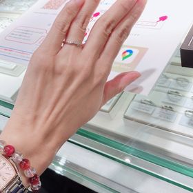 【アイプリモ(I-PRIMO)の口コミ】 普段は6号サイズですが、実は6号でも少しゆるく。こちらは8号サイズを試着…